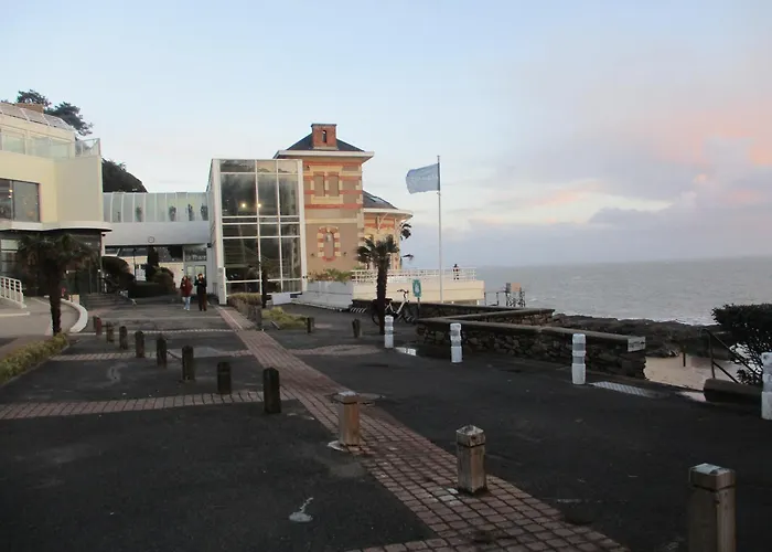 Maison Située à 300 Mètres De La Thalasso De Et Des Plages Сasa de vacaciones *